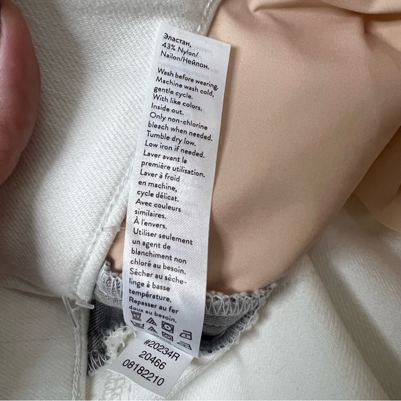 Spanx White Raw Hem Pull on Skinny Jeans with Side Stripe Size XS (0) NWT - Picture 12 of 14